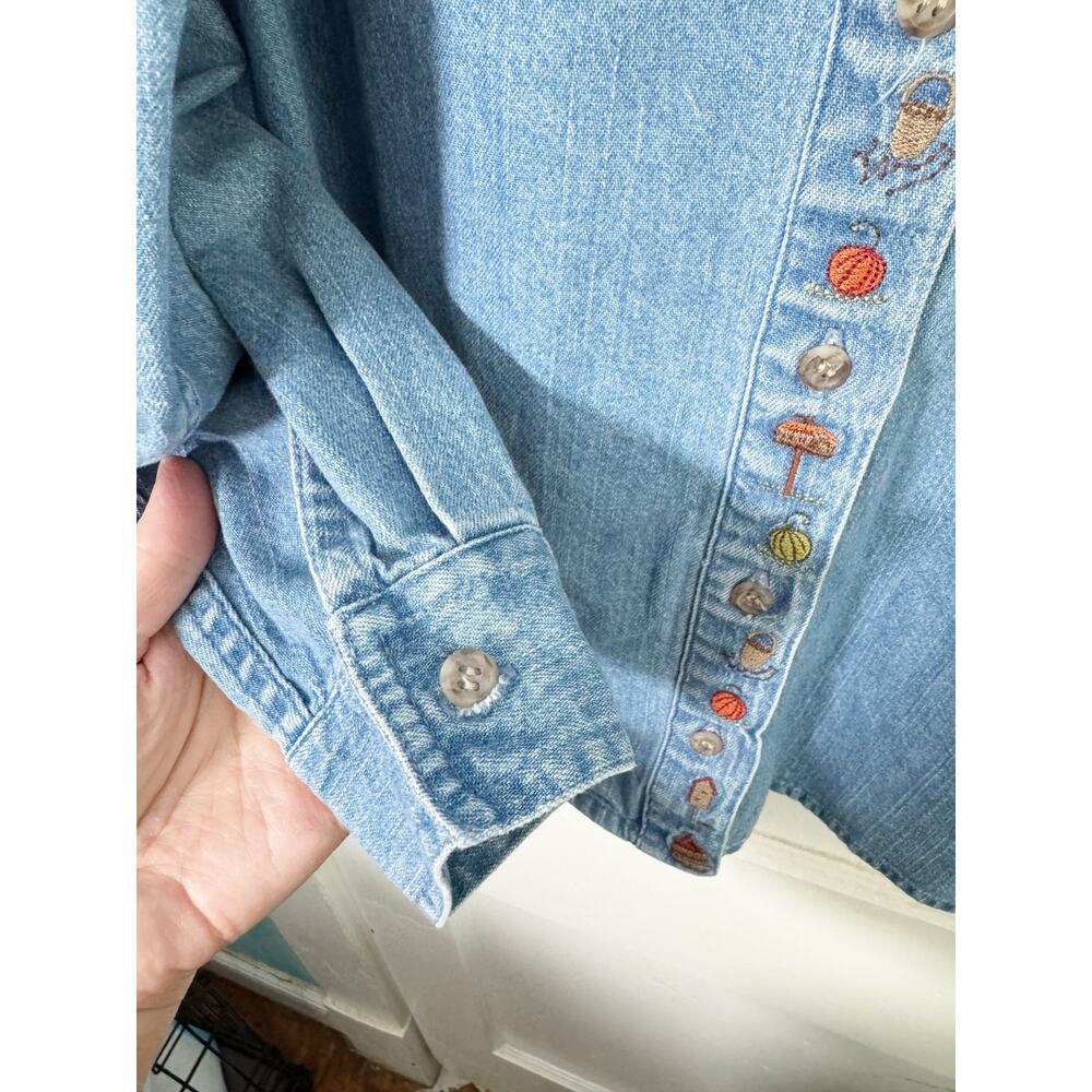Vintage Collared Denim Button Down Shirt Embroidered Fall Motif Pumpkins Autumn - Picture 8 of 16